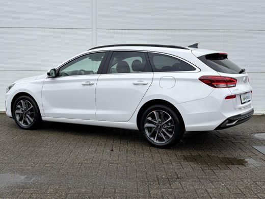 Hyundai i30 1.6 T-GDi Premium ** Nieuw uit voorraad leverbaar ** ActivLease financial lease