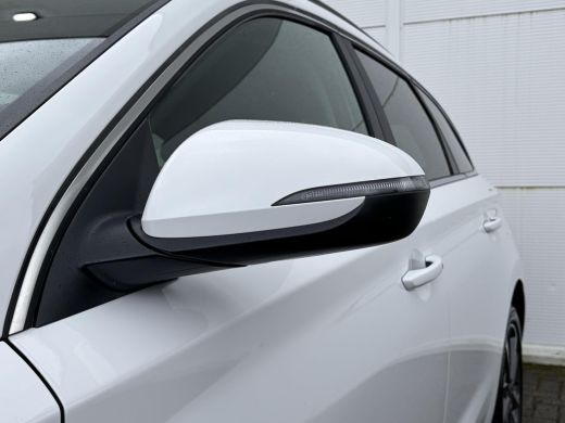 Hyundai i30 1.6 T-GDi Premium ** Nieuw uit voorraad leverbaar ** ActivLease financial lease
