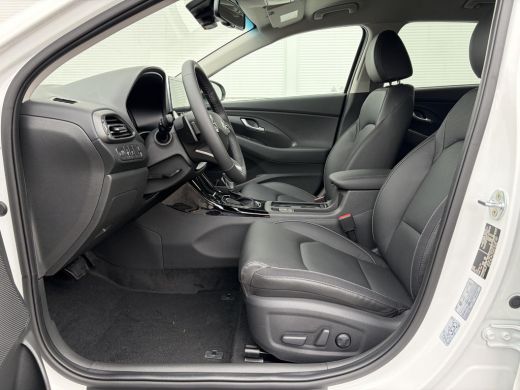 Hyundai i30 1.6 T-GDi Premium ** Nieuw uit voorraad leverbaar ** ActivLease financial lease