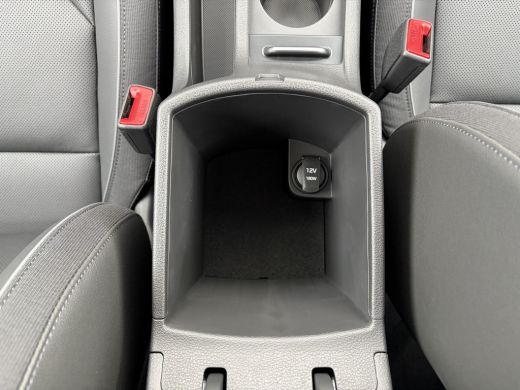 Hyundai i30 1.6 T-GDi Premium ** Nieuw uit voorraad leverbaar ** ActivLease financial lease