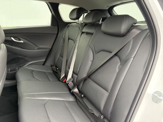 Hyundai i30 1.6 T-GDi Premium ** Nieuw uit voorraad leverbaar ** ActivLease financial lease