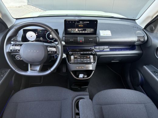 Hyundai Inster Evolve 49 kWh | Apple Carplay/Android Auto | Autonomous Emergency Braking | Buttercream Yellow ActivLease financial lease