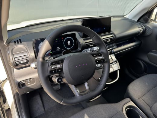 Hyundai Inster Evolve 49 kWh / Snel Leverbaar / Adaptive Cruise / Keyless / Navigatie / ActivLease financial lease