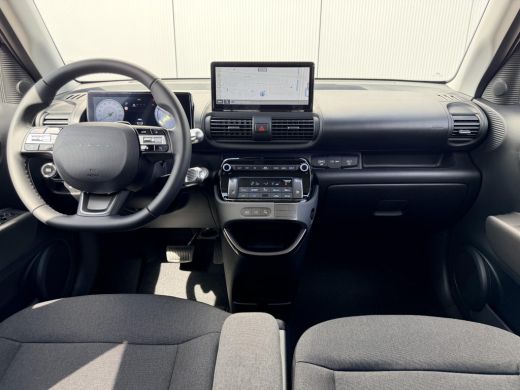 Hyundai Inster Evolve 49 kWh LED Verlichting / 17 Inch / Dynamische Navigatie / Achteruitrijcamera / Parkeersens... ActivLease financial lease