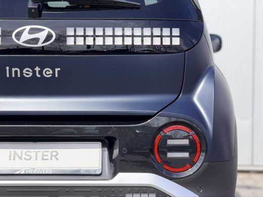 Hyundai Inster Evolve 49 kWh LED Verlichting / 17 Inch / Dynamische Navigatie / Achteruitrijcamera / Parkeersens... ActivLease financial lease