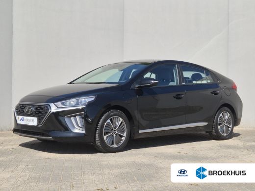 Hyundai IONIQ 1.6 GDi PHEV Comfort / SOH 95.9% / All season banden / Stuur- & Stoelverwarming / Navigatie via A... ActivLease financial lease