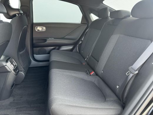Hyundai IONIQ 6 Connect 53 kWh * NU MET 15000,- KORTING* NIEUW UIT VOORRAAD LEVERBAAR* ActivLease financial lease