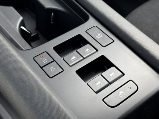 Hyundai IONIQ 6 Connect 53 kWh * NU MET 15000,- KORTING* NIEUW UIT VOORRAAD LEVERBAAR* ActivLease financial lease