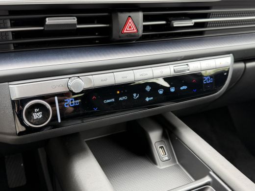 Hyundai IONIQ 6 Style 53 kWh / Rijklaarprijs / Snel Leverbaar maar Beperkt Leverbaar / Dyamische Navigatie / Adap... ActivLease financial lease