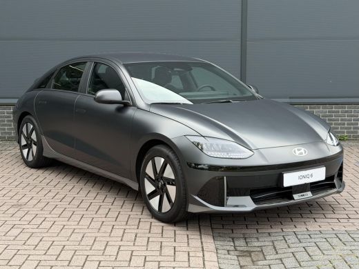 Hyundai IONIQ 6 Style 53 kWh / Rijklaarprijs / Snel Leverbaar maar Beperkt Leverbaar / Dyamische Navigatie / Adap... ActivLease financial lease