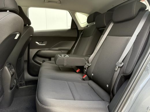 Hyundai Kona 1.6 GDI HEV Comfort + 18 inch wielen / Uit Voorraad Leverbaar / Navigatie / Airco / ActivLease financial lease