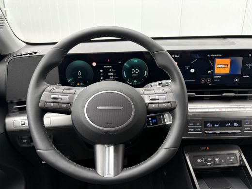 Hyundai Kona 1.6 GDI HEV Comfort Plus / Stoelverwarming voor en achter / Stuurverwarming / Navigatie / Apple C... ActivLease financial lease