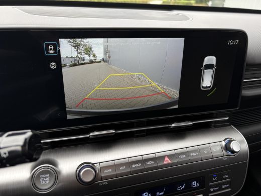 Hyundai Kona 1.6 GDI HEV Comfort Plus / Stoelverwarming voor en achter / Stuurverwarming / Navigatie / Apple C... ActivLease financial lease