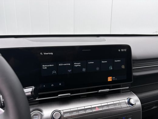 Hyundai Kona 1.6 GDI HEV Comfort Plus / Stoelverwarming voor en achter / Stuurverwarming / Navigatie / Apple C... ActivLease financial lease