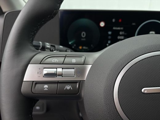 Hyundai Kona 1.6 GDI HEV Comfort Plus / Stoelverwarming voor en achter / Stuurverwarming / Navigatie / Apple C... ActivLease financial lease