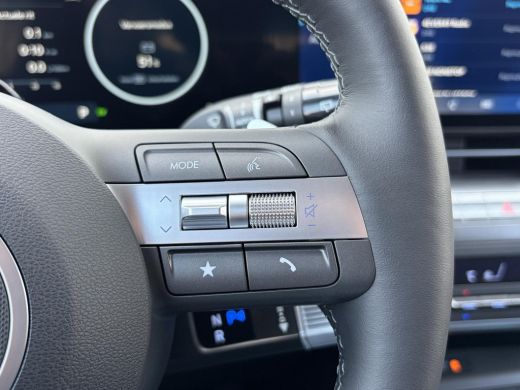 Hyundai Kona 1.6 GDI HEV Comfort Plus / Elektrische Achterklep / Stoel Verwarming V+A / Stuur Verwarming / Key... ActivLease financial lease
