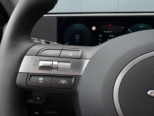 Hyundai Kona 1.6 GDI HEV Comfort Plus / Uit Voorraad Leverbaar / Voorstoelen verwarmd / Apple Carplay/Android ... ActivLease financial lease