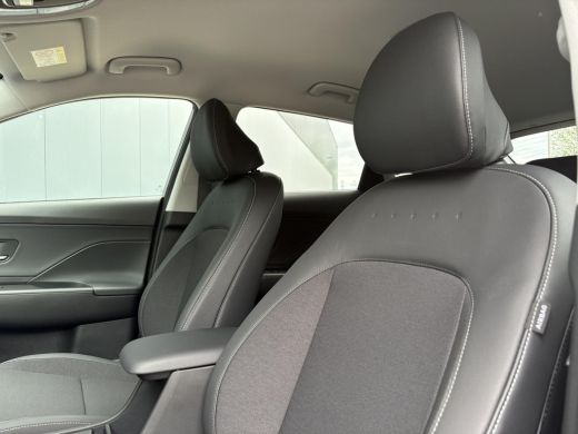 Hyundai Kona 1.6 GDI HEV Comfort Plus / Uit Voorraad Leverbaar / Voorstoelen verwarmd / Apple Carplay/Android ... ActivLease financial lease