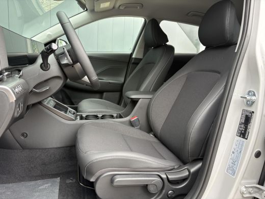 Hyundai Kona 1.6 GDI HEV Comfort Plus / Uit Voorraad Leverbaar / Voorstoelen verwarmd / Apple Carplay/Android ... ActivLease financial lease