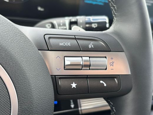 Hyundai Kona 1.6 GDI HEV Comfort Smart /  Direct Leverbaar / Navigatie / 18" LMV / Adaptieve Cruise Control / ... ActivLease financial lease