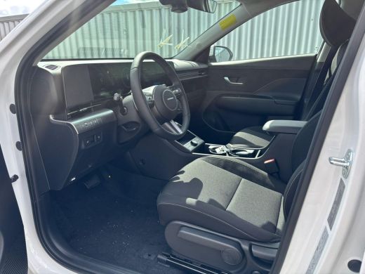 Hyundai Kona 1.6 GDI HEV Comfort Smart /  Direct Leverbaar / Navigatie / 18" LMV / Adaptieve Cruise Control / ... ActivLease financial lease