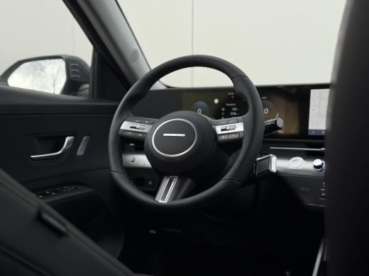 Hyundai Kona 1.6 GDI HEV Premium / Demo Deal / MY 26 / Zwart Leder / Stoelverkoeling / Stoelverwarming Voor + ... ActivLease financial lease