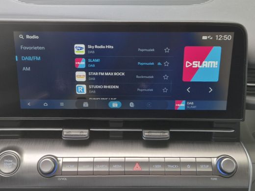 Hyundai Kona 1.6 GDI HEV Premium Sky | 18-inch lichtmetalen velgen met 215/55 R18-banden | Apple Carplay/Andro... ActivLease financial lease