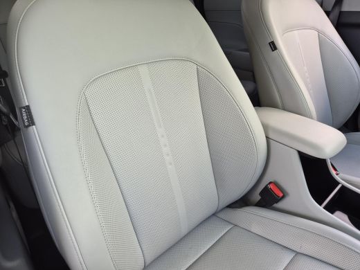 Hyundai Kona 1.6 GDI HEV Premium Sky | 18-inch lichtmetalen velgen met 215/55 R18-banden | Apple Carplay/Andro... ActivLease financial lease