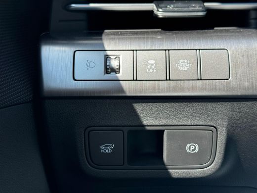 Hyundai Kona 1.6 GDI HEV Premium Sky / Schuif- & Kanteldak / Stoelverkoeling / Stoelverwarming Voor + Achter /... ActivLease financial lease