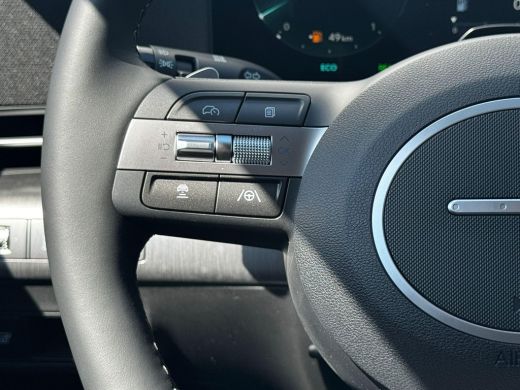 Hyundai Kona 1.6 GDI HEV Premium Sky / Schuif- & Kanteldak / Stoelverkoeling / Stoelverwarming Voor + Achter /... ActivLease financial lease