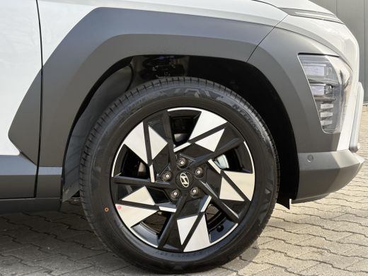 Hyundai Kona 1.6 GDI HEV Premium Sky / Demo Deal / Trekhaak Afneembaar 13-Polig / Stoelverkoeling / Stoelverwa... ActivLease financial lease