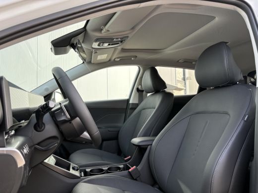 Hyundai Kona 1.6 GDI HEV Premium Sky / Demo Deal / Trekhaak Afneembaar 13-Polig / Stoelverkoeling / Stoelverwa... ActivLease financial lease