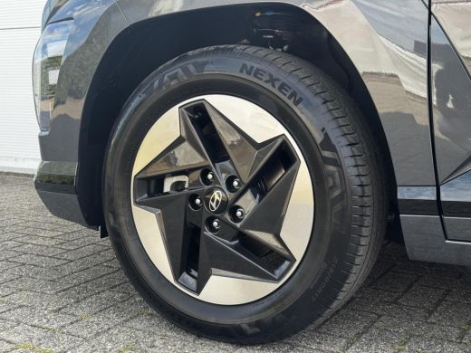 Hyundai Kona Comfort 48.4 kWh / Rijklaarprijs / Direct Leverbaar ActivLease financial lease