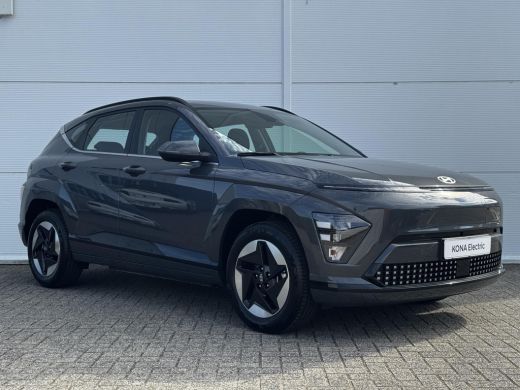 Hyundai Kona Comfort 48.4 kWh / Rijklaarprijs / Direct Leverbaar ActivLease financial lease