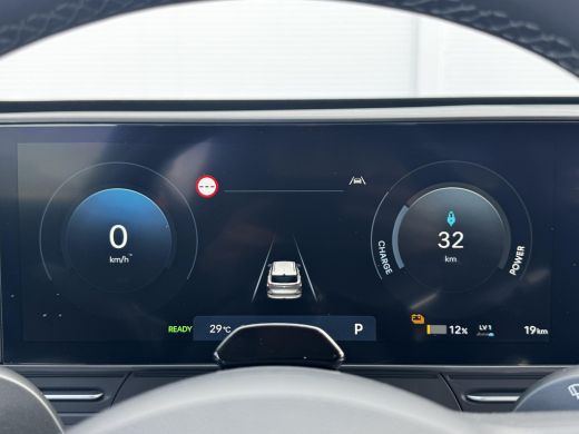 Hyundai Kona Comfort 48.4 kWh / Rijklaarprijs / Direct Leverbaar ActivLease financial lease