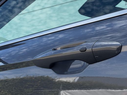 Hyundai Kona Comfort 48.4 kWh / Rijklaarprijs / Direct Leverbaar ActivLease financial lease