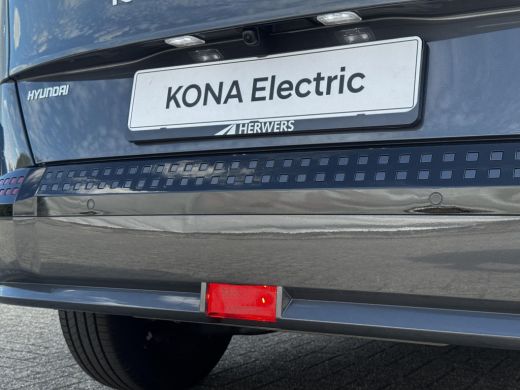 Hyundai Kona Comfort 48.4 kWh / Rijklaarprijs / Direct Leverbaar ActivLease financial lease