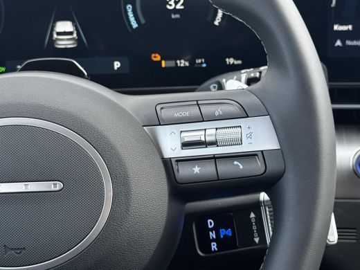 Hyundai Kona Comfort 48.4 kWh / Rijklaarprijs / Direct Leverbaar ActivLease financial lease