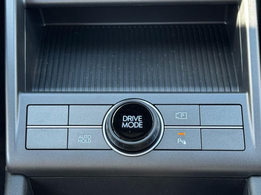 Hyundai Kona Comfort 64.8 kWh / Achteruitrijcamera / Dynamische Navigatie / Adaptive Cruise Control / Climate ... ActivLease financial lease
