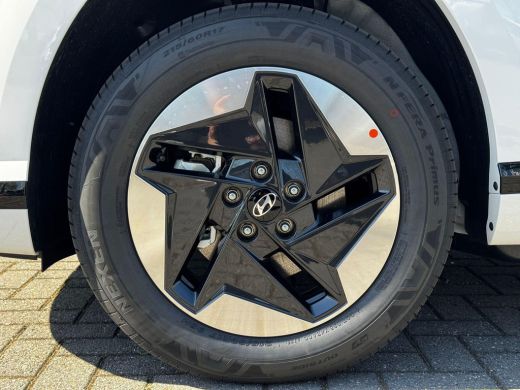 Hyundai Kona Comfort 64.8 kWh / Achteruitrijcamera / Dynamische Navigatie / Adaptive Cruise Control / Climate ... ActivLease financial lease