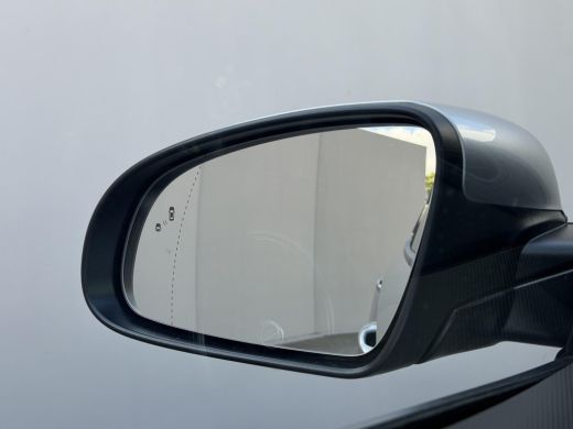 Hyundai Kona EV Comfort Smart 39 kWh / Accu SOH 91% / Warmtepomp / Navigatie / Adaptieve Cruise / CCS Laden / ... ActivLease financial lease