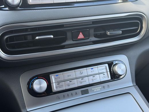 Hyundai Kona EV Comfort Smart 39 kWh / Accu SOH 91% / Warmtepomp / Navigatie / Adaptieve Cruise / CCS Laden / ... ActivLease financial lease