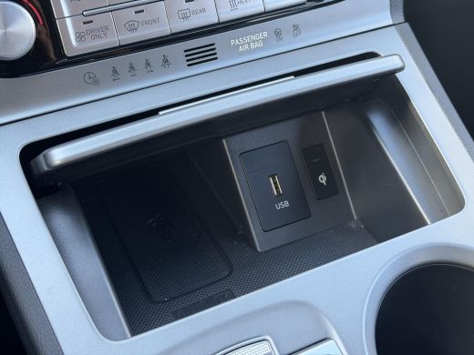 Hyundai Kona EV Comfort Smart 39 kWh / Accu SOH 91% / Warmtepomp / Navigatie / Adaptieve Cruise / CCS Laden / ... ActivLease financial lease