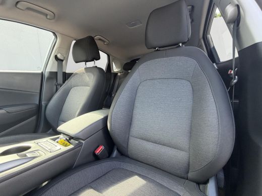 Hyundai Kona EV Comfort Smart 39 kWh / Accu SOH 91% / Warmtepomp / Navigatie / Adaptieve Cruise / CCS Laden / ... ActivLease financial lease