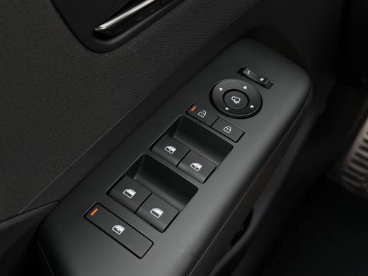 Hyundai Kona N Line Business 64.8 kWh / Navigatie / Cruise Control Adaptief / Blind Spot Warning / Bose Sound ... ActivLease financial lease
