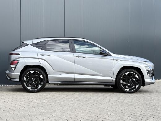 Hyundai Kona N Line Business 64.8 kWh / Uit Voorraad Leverbaar / Nieuw / Navigatie / Stoelverwarming & Stuurwi... ActivLease financial lease