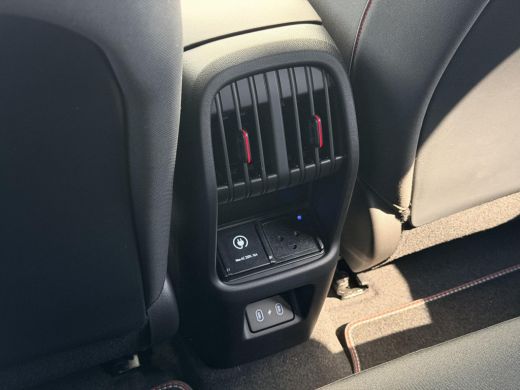 Hyundai Kona N Line Business 64.8 kWh / Warmtepomp / BOSE Audio / V2L Interieur / Achteruitrijcamera / Parkeer... ActivLease financial lease