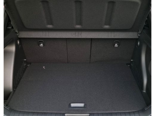 Hyundai Kona Premium 64.8 kWh / Uit Voorraad Leverbaar / Navigatie / Stoel verkoeling&Verwarming voorzijde / ActivLease financial lease