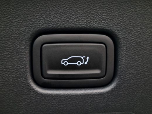Hyundai Kona Premium 64.8 kWh / Uit Voorraad Leverbaar / Navigatie / Stoel verkoeling&Verwarming voorzijde / ActivLease financial lease
