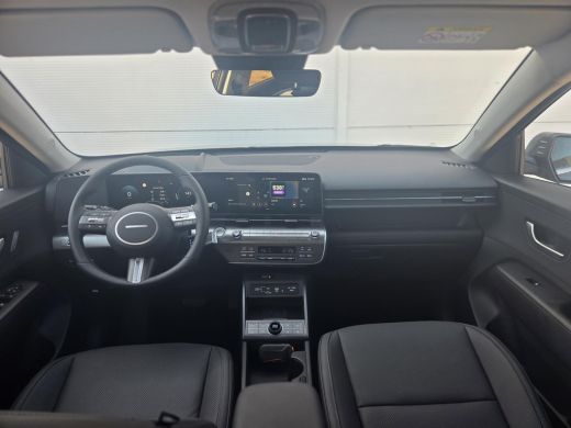 Hyundai Kona Premium 64.8 kWh ** nieuw uit voorraad leverbaar ** ActivLease financial lease